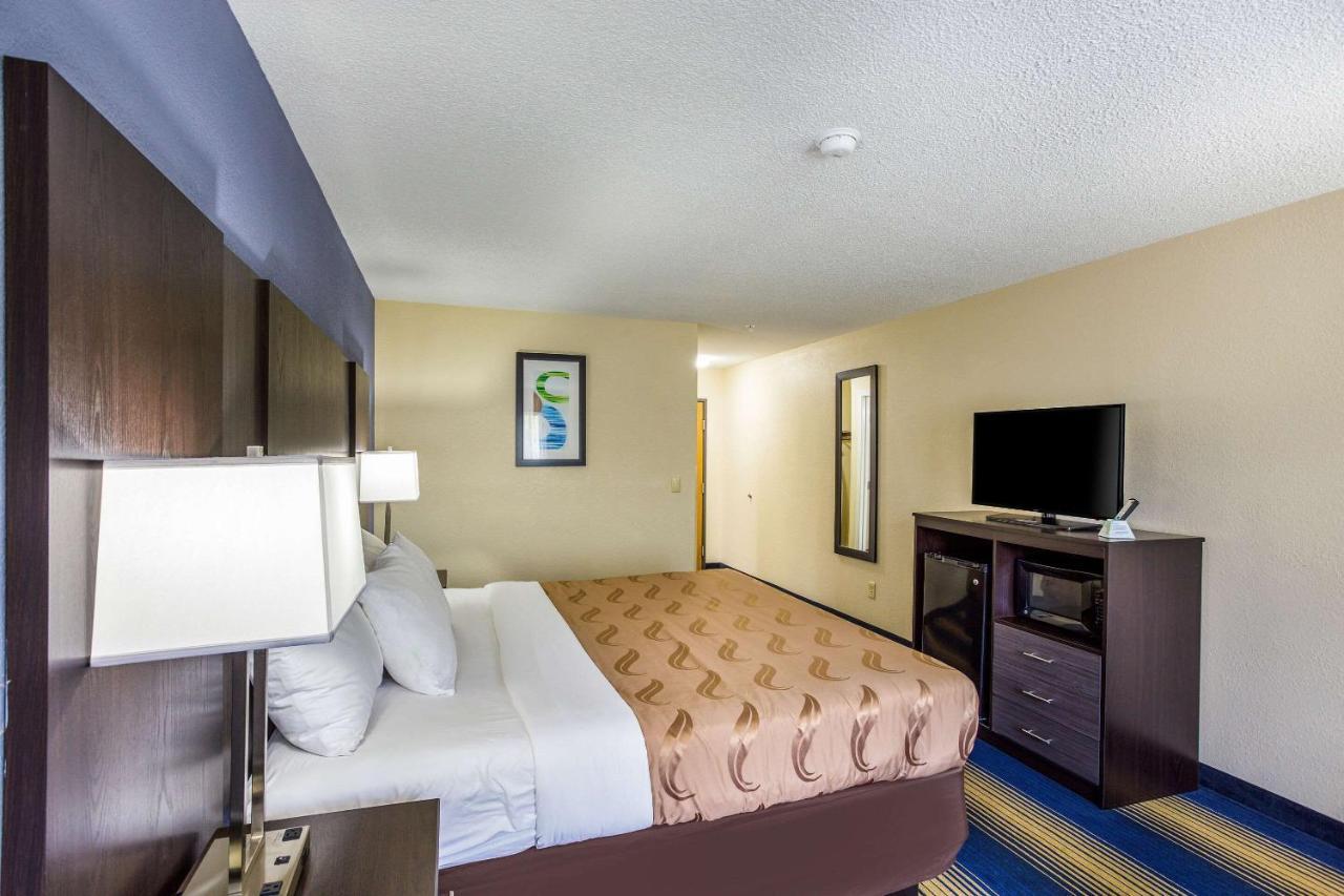 Quality Inn Charleston Zewnętrze zdjęcie