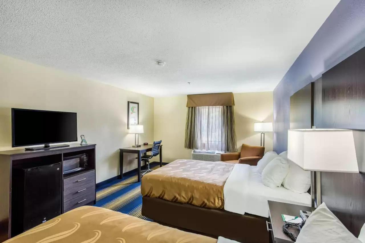 Quality Inn Charleston Zewnętrze zdjęcie
