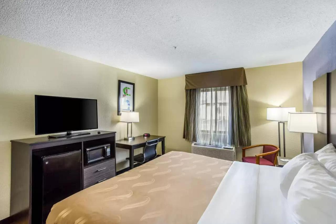Quality Inn Charleston Zewnętrze zdjęcie