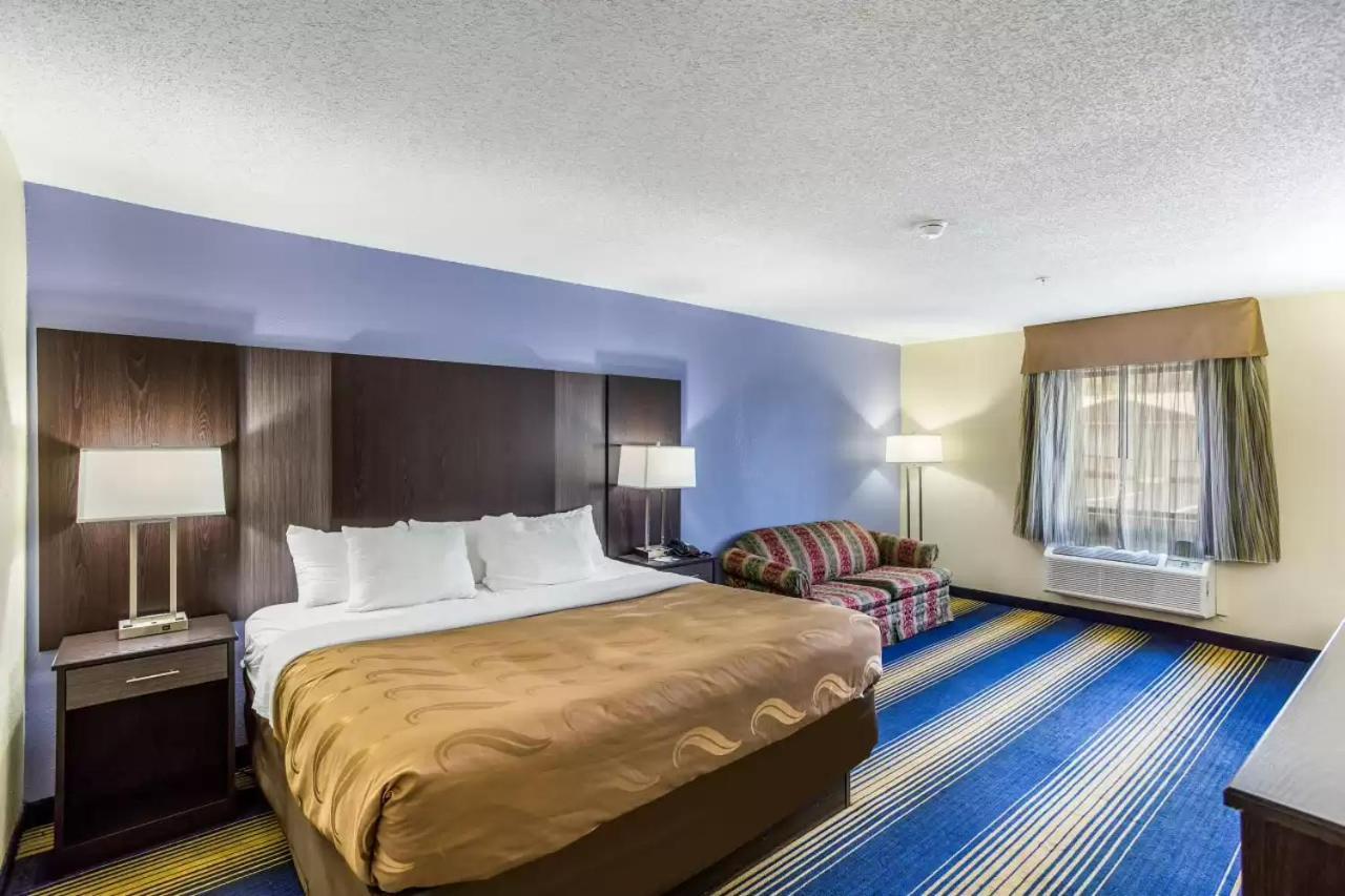 Quality Inn Charleston Zewnętrze zdjęcie